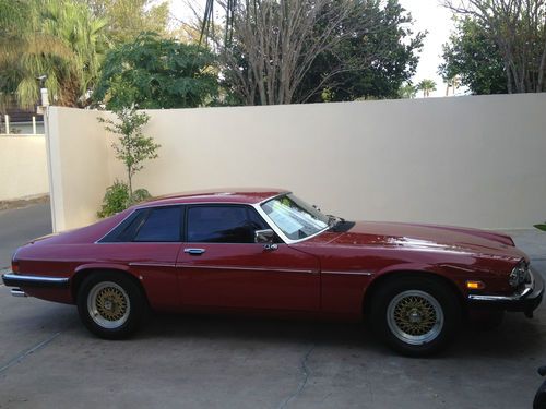 Jaguar xjs v12