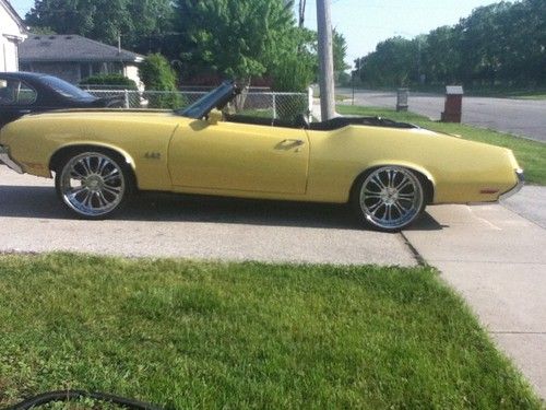 SELLING MY 1972 OLDSMOBILE 442 CONVERTIBLE, image 3