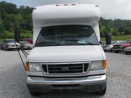 2006 ford e350 van