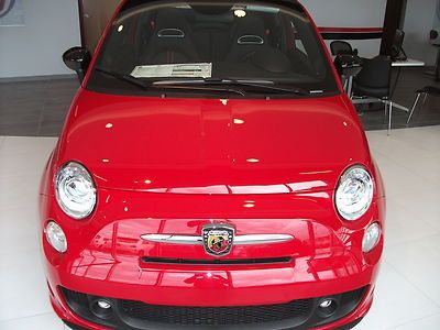 Brand new 2013 abarth 161hp convertible plenty of other colors in stock