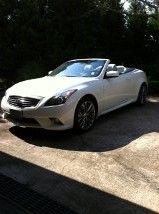 2011 g37s infinity hard top convertible