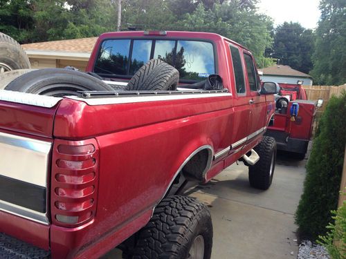 1996 ford f-250 xlt standard cab pickup 2-door 7.3l