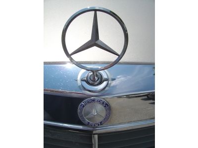 NO RESERVE 100 PICTURES! '85 300 CD TURBO RARE DIESEL COUPE LOOKS & RUNS GREAT!, image 15