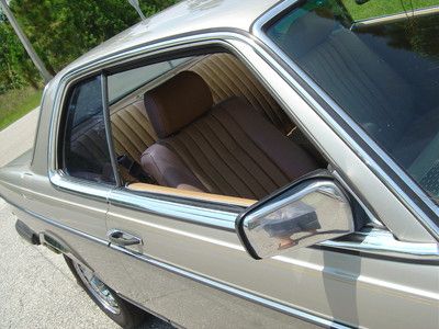 NO RESERVE 100 PICTURES! '85 300 CD TURBO RARE DIESEL COUPE LOOKS & RUNS GREAT!, image 55