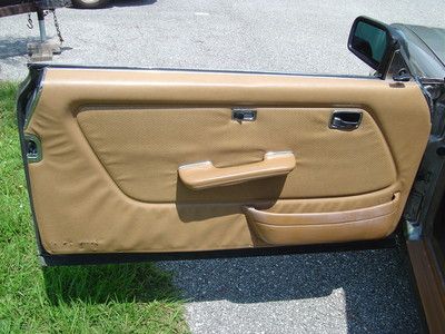 NO RESERVE 100 PICTURES! '85 300 CD TURBO RARE DIESEL COUPE LOOKS & RUNS GREAT!, image 57