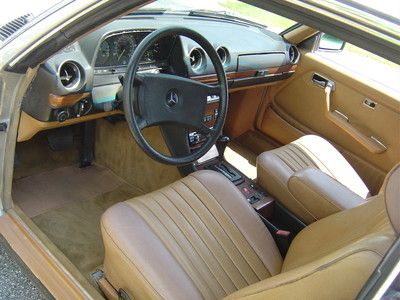 NO RESERVE 100 PICTURES! '85 300 CD TURBO RARE DIESEL COUPE LOOKS & RUNS GREAT!, image 58