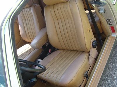 NO RESERVE 100 PICTURES! '85 300 CD TURBO RARE DIESEL COUPE LOOKS & RUNS GREAT!, image 60