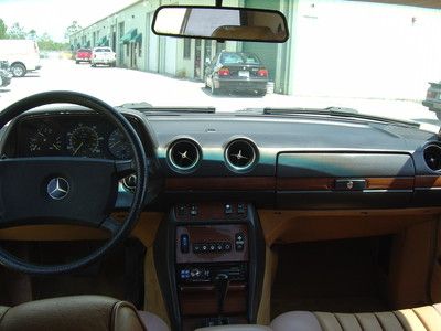 NO RESERVE 100 PICTURES! '85 300 CD TURBO RARE DIESEL COUPE LOOKS & RUNS GREAT!, image 63