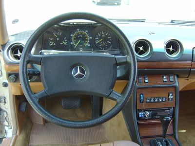 NO RESERVE 100 PICTURES! '85 300 CD TURBO RARE DIESEL COUPE LOOKS & RUNS GREAT!, image 64