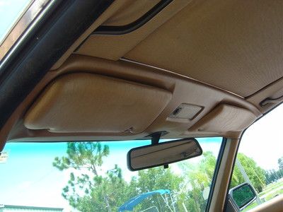 NO RESERVE 100 PICTURES! '85 300 CD TURBO RARE DIESEL COUPE LOOKS & RUNS GREAT!, image 75