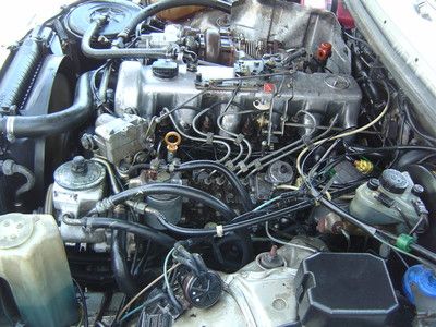 NO RESERVE 100 PICTURES! '85 300 CD TURBO RARE DIESEL COUPE LOOKS & RUNS GREAT!, image 97