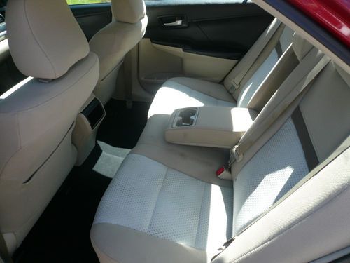 2012 Toyota Camry LE Sedan 4-Door 2.5L, image 14