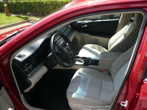 2012 Toyota Camry LE Sedan 4-Door 2.5L, image 16
