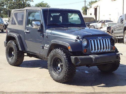 2007 jeep wrangler x damaged rebuilder runs! cooling good low miles wont last!!