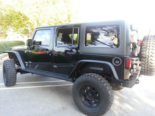 2012 jeep wrangler unlimited sahara sport utility 4-door 3.6l