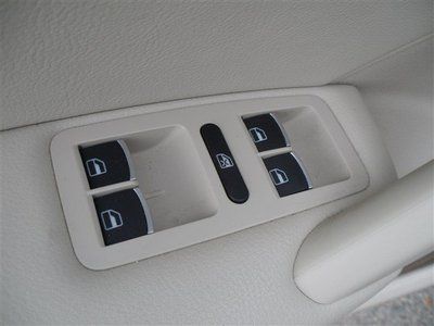2012 VOLKSWAGEN PASSAT SE, image 12