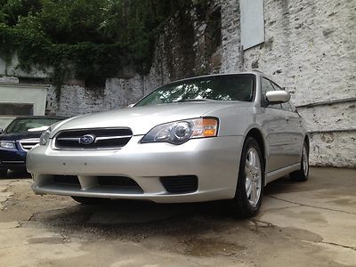 2005 subaru legacy 2.5i wagon awd 4cyl one owner 30+ mpg clean clean carfax