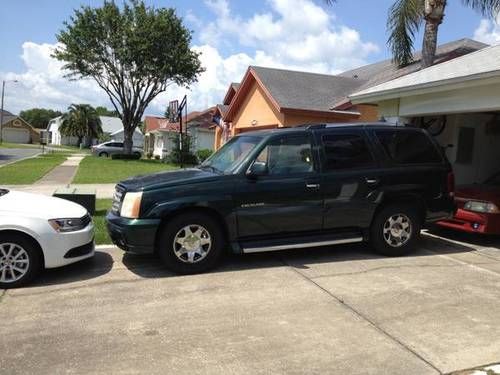 2002 hunter green cadillac escalade 95k miles 2nd owner!!!  runs amazing!!