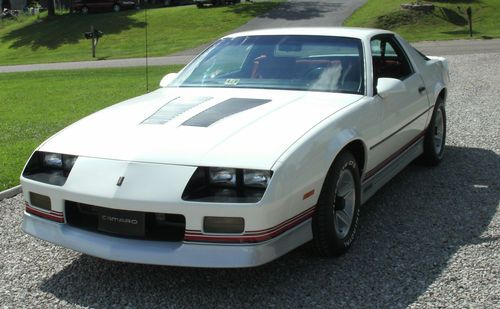 1985 Z 28 Camaro Chevolet V8 Automatic Fully Loaded NMint Condition Coolville OH, image 5
