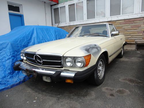 1984 mercedez benz 380sl