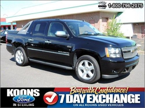 Loaded 4x4~one-owner~navigation~moonroof~leather~heated &amp; cooled seats~rear dvd