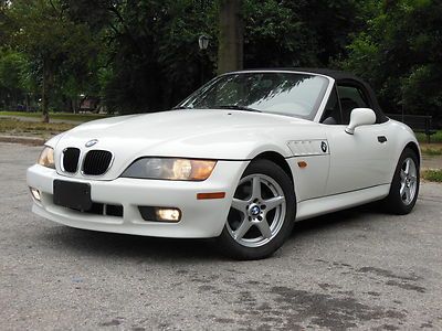 Bmw z3 roadster convertible 4 cylinder automatic super sharp runs great