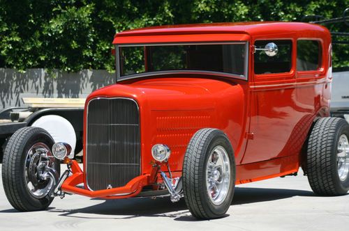 1929 ford tudor on pete and jakes 32 frame