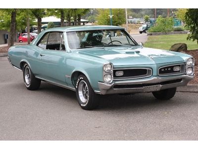 1966 pontiac gto - 4 speed with bucket seats &amp; console!