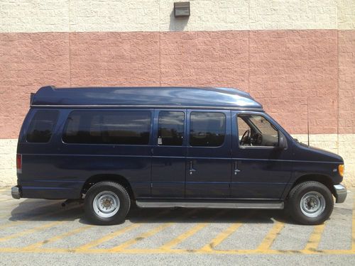 2002 ford e-350 econoline club wagon extended van rear handicap ramp low miles!