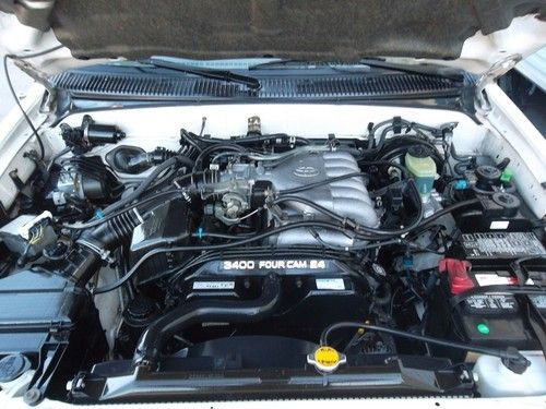 1999 Toyota 4Runner Limited Sport Utility 4-Door 3.4L, image 3