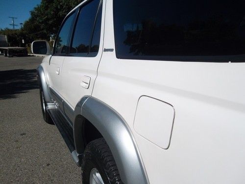 1999 Toyota 4Runner Limited Sport Utility 4-Door 3.4L, image 15