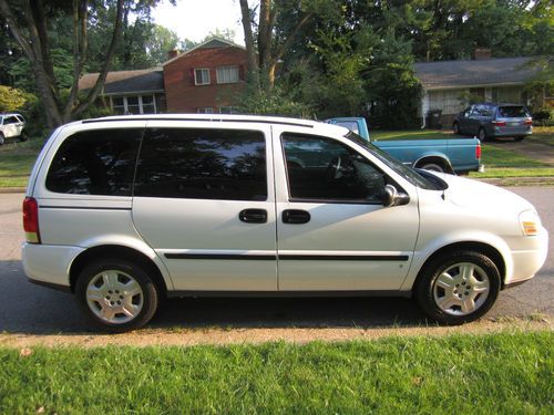 2007 chevrolet uplander ls mini passenger van 4-door 3.9l