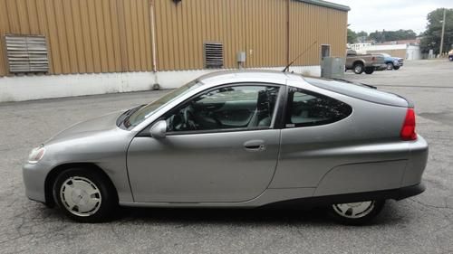 1 owner honda insight electric hybrid  70 mpg  5-speed manual no reserve