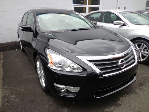 2013 nissan altima sv sedan 4 door 3.5l dramatic discount!!