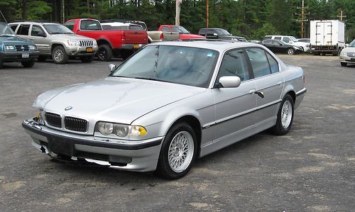 2001 bmw 740i 7 series silver with gray leather interior - salvage title