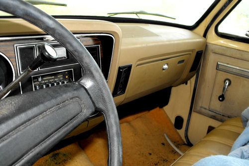 1981 Dodge Prospector Ram Truck 1 Owner 318 V8  82K Original Miles  RARE Color, image 4