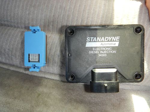 1994 Chevrolet K2500 DIESEL 4WD Suburban Silverado Sport Utility 6.5L, image 13