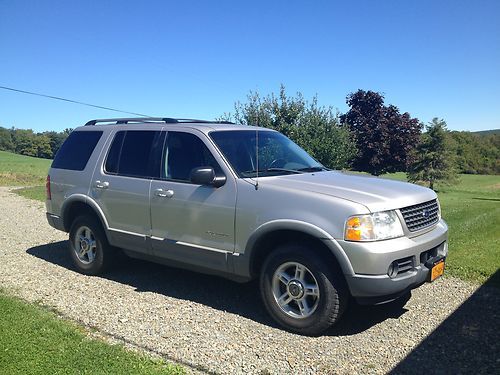 2002 ford explorer xlt sport utility 4-door 4.0l