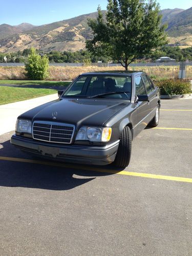 1995 mercedes-benz e300 base sedan 4-door 3.0l