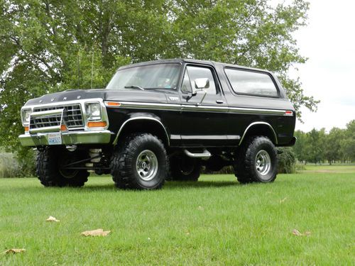 1979 ford bronco 4x4 blackw\red intertior lift w\ swampers 60+ pictures must see