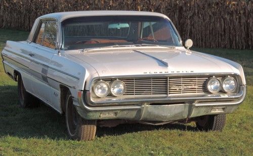 1962 old's ninety- eight, 2 door hardtop  "restoration project car"