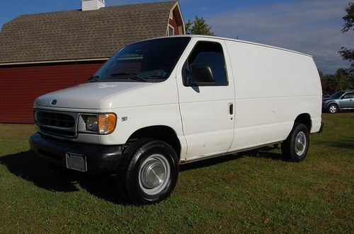 No reserve  great running 2001 ford e-250 3/4 ton econoline cargo van, v8, a.c.