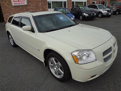 2005 dodge magnum wagon rt hemi awd mopar, great options, clean, fully serviced!