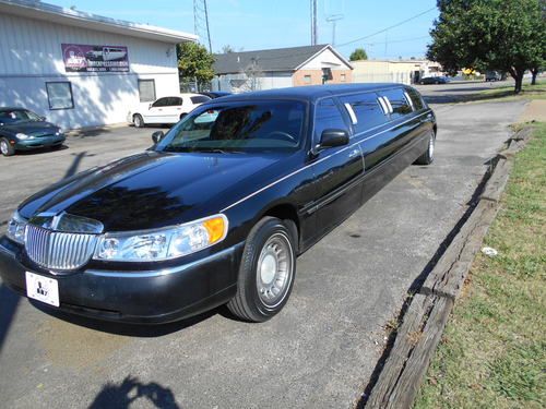 1999 lincoln town car base limousine 4-door 4.6l