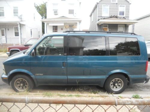 2000 chevrolet astro base standard passenger van 3-door 4.3l