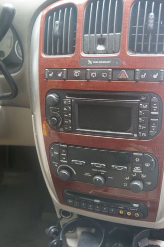2005 LOADED Chrysler Town and Country Limited FOR PARTS DVD, leather, navigation, image 4