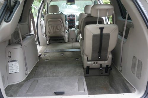 2005 LOADED Chrysler Town and Country Limited FOR PARTS DVD, leather, navigation, image 11