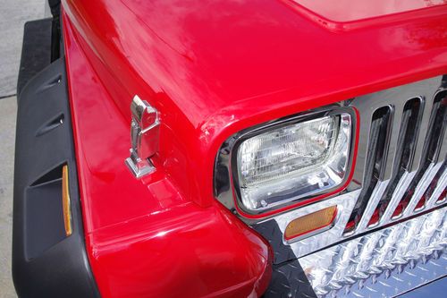 1988 Jeep CJ7 Sport Utility 2-Door 4.2L, image 7