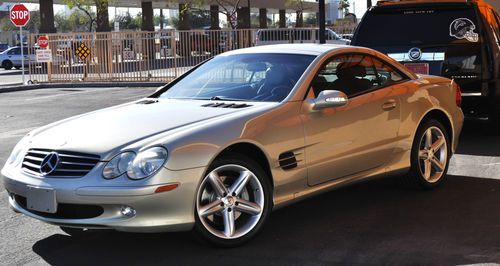 2003 mercedes-benz sl500 base convertible 2-door 5.0l beautiful, adult owned