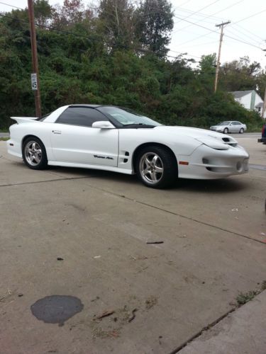 2002 pontiac firebird trans am coupe 2-door 5.7l